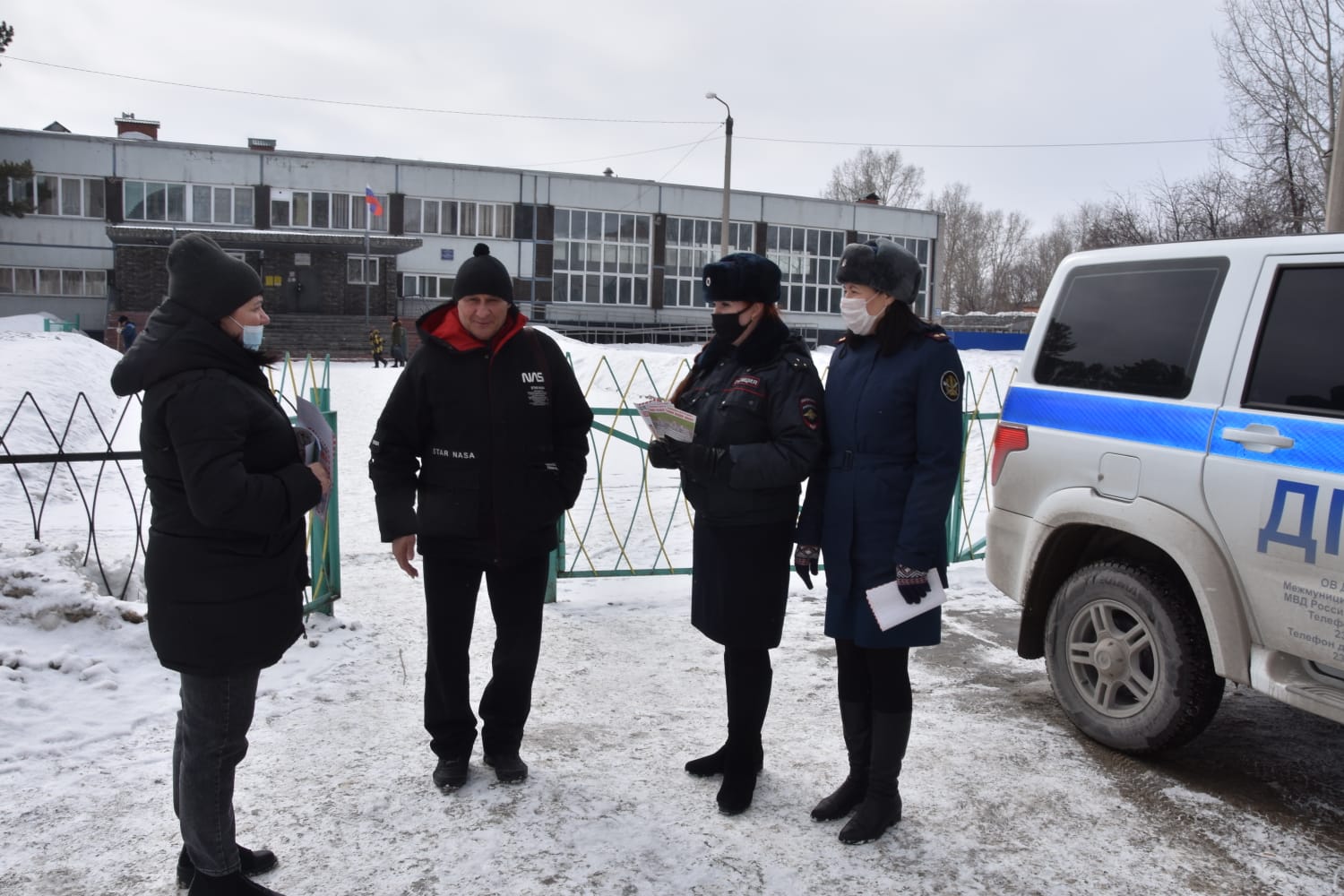 Погода в искитиме на 10. Гаишники в Башкирии. Гаишники Бердск. Курьер среда ГАИ Искитим. Глава Искитима Новосибирской области.