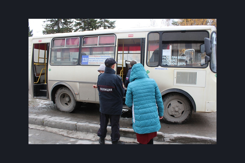 Автобусы Искитим. Ходят автобусы в городе Искитиме в лесную сказку. Искитим автобусы в подарок. Фото автобусов город Искитим. Погода искитим сейчас